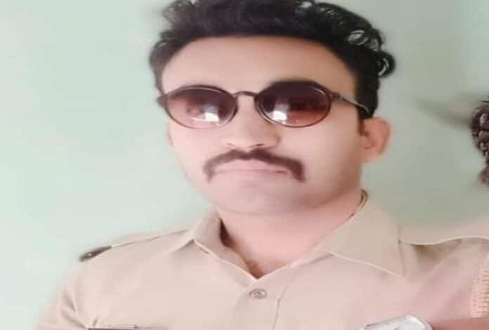 सिपाही गुलशन शर्मा की फाइल फोटो