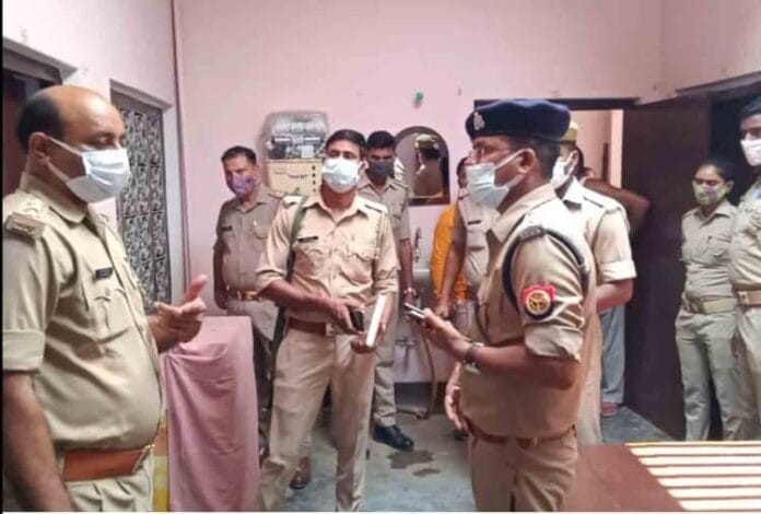 हरदोई: संदिग्ध हालात में गोली लगने सेवानिवृत सैनिक की बेटी की मौत