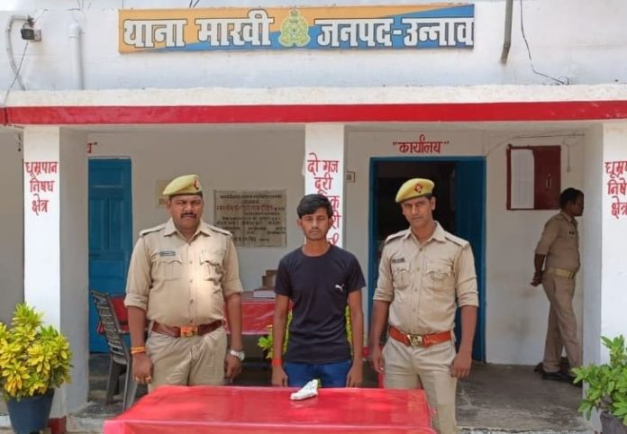 Unnav News: 15 हजार रुपये का इनामी गैंगस्टर अवैध तमंचा व कारतूस के साथ गिरफ्तार
