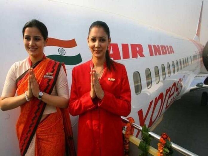 Air India New Guidelines: एअर इंडिया महिला क्रू मेंबर्स के सजने-संवरने को लेकर गाइडलाइंस